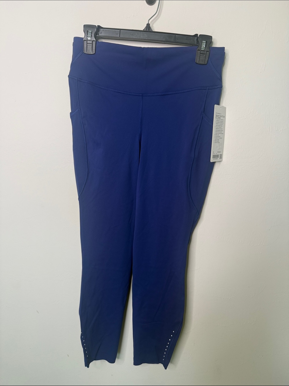 Lululemon Fast and Free HR Tight 25” with pockets